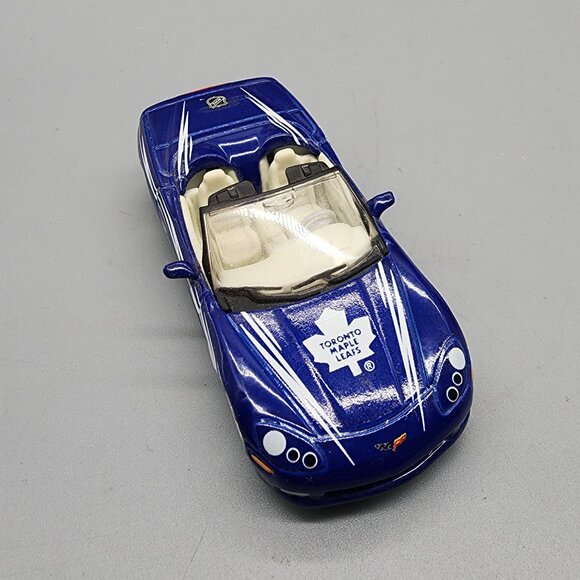 Toronto Maple Leafs NHL Corvette Diecast Car 2005 1:32 Blue Collectible - Picture 3 of 8